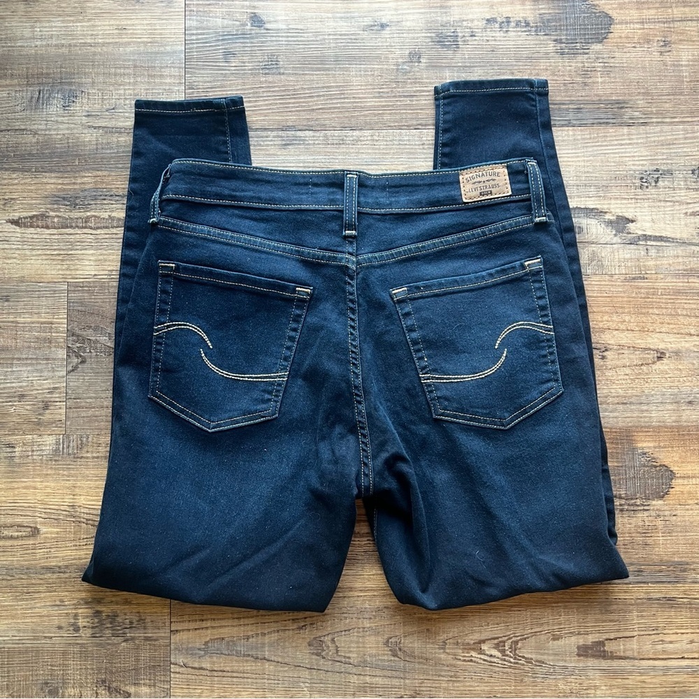 Signature Levi Strauss Gold Womens Mid Rise Skinny Dark Wash Jeans Size 10 Short - Picture 10 of 11
